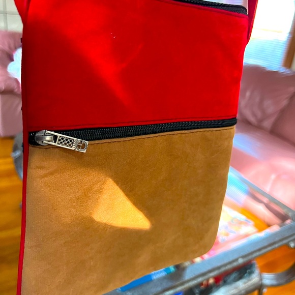 Velvet Stitched Detail Cross Body Bag - Picture 4 of 4